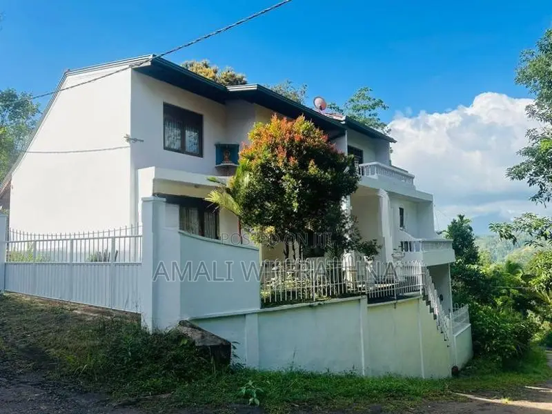 14 Perch House Sale in Doluwa