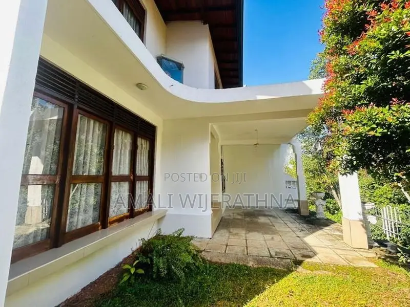 14 Perch House Sale in Doluwa