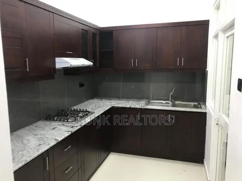 Ken Tower, Colombo 04 03BR Apartment For Sale (NK11740)