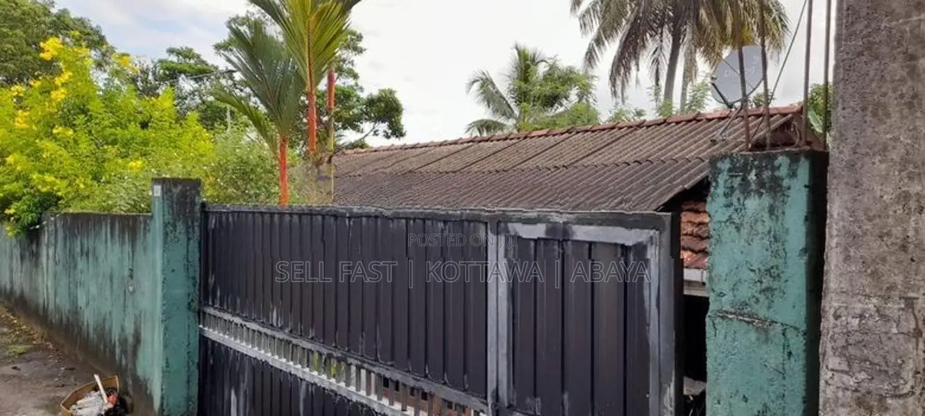 Land for sale Talawatugoda