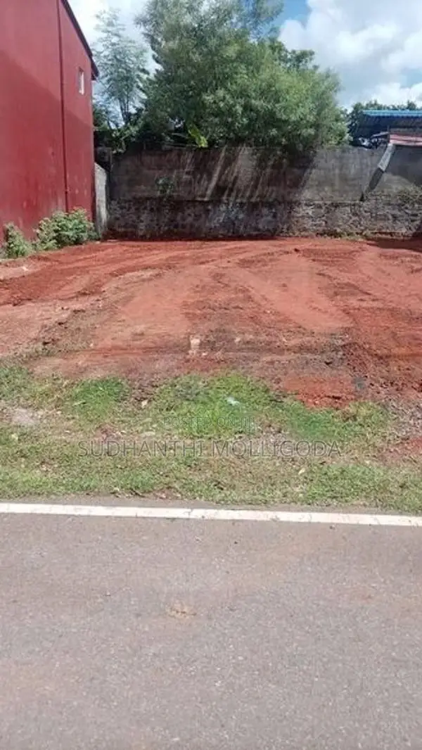 Land for Sale in Malabe