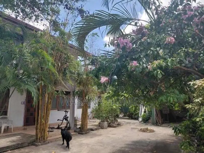 Valuable Two Story House for Sale Borelesgamuwa