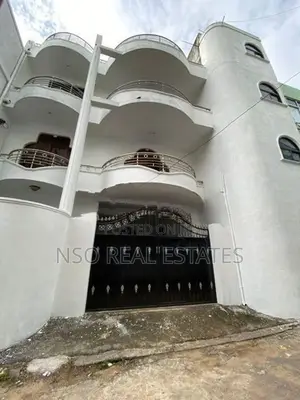 Spacious G+2 House for Sale – 2nd Block from Galle Road