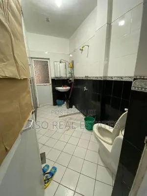 Spacious G+2 House for Sale – 2nd Block from Galle Road