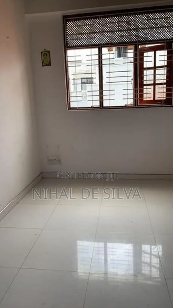 Upstairs Annex For Rent In Boralesgamuwa