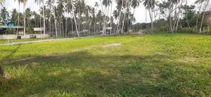 කුරුණෑගල පුත්තලම් පාරෙන් ඉඩමක්