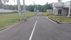 අගනා බිම් කොටස් විකිණීමට කහතුඩුව