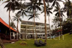 Beachfront Hotel for Sale in Wadduwa