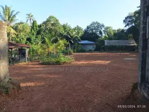Land for Sale in Banduragoda