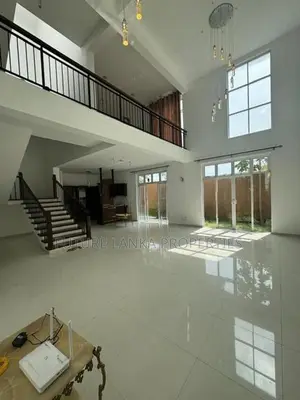 Luxurious 2 Stories House for Rent in Dehiwala