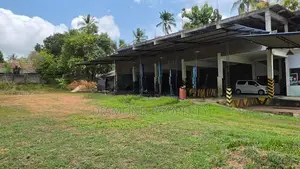 Commercial Property For Urgent Sale In Kuliyapitiya