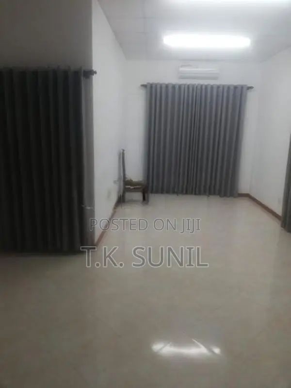Upstairs House For Rent In Matara City
