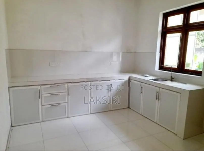 Luxury 1st Floor House Rent Nugegoda Stanley Thelkarathna Mawatha