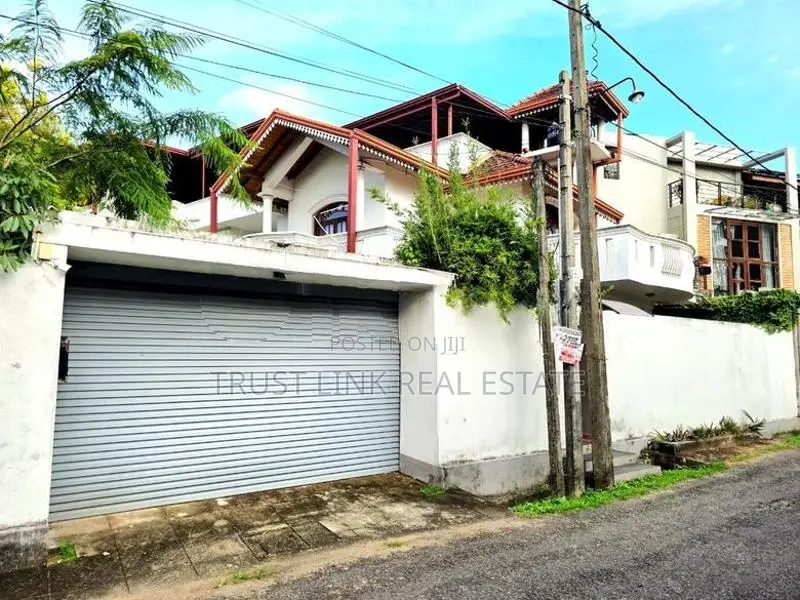 Three Story House For Sale In Alwis Town Wattala With Furniture