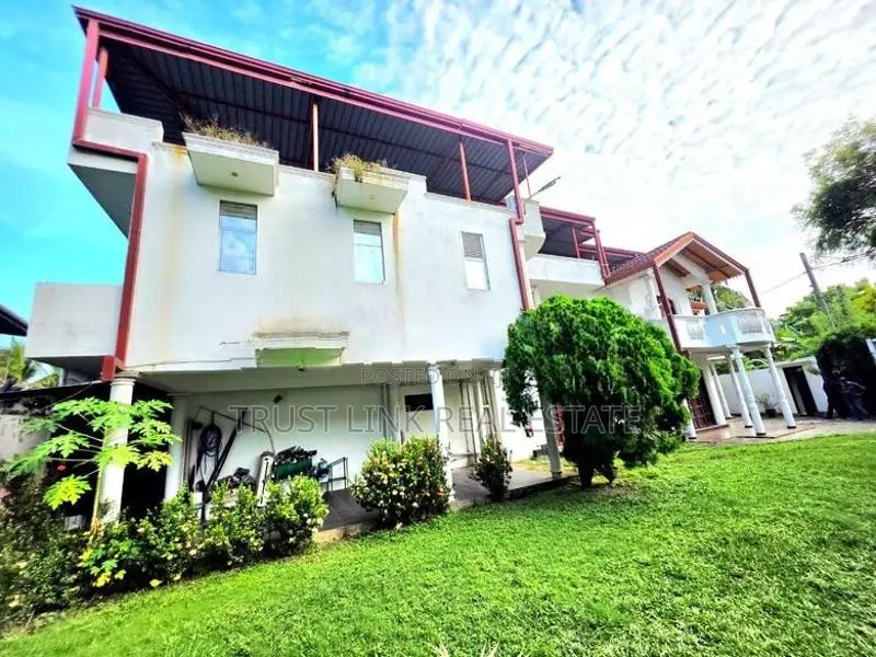 Three Story House For Sale In Alwis Town Wattala With Furniture