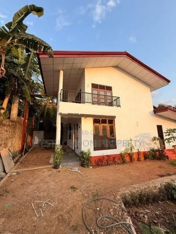 Bandaragama | Renovated 2-Storey House For Sale