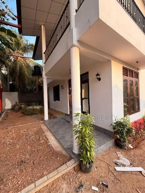 Bandaragama | Renovated 2-Storey House For Sale