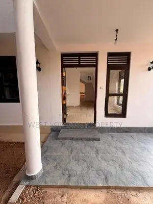 Bandaragama | Renovated 2-Storey House For Sale