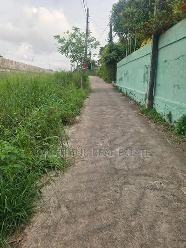 Land For Sale In Wattala