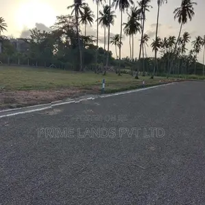 පැල්ලන්දෙණිය හන්දියෙන්ම සුපිරි ඉඩමක්