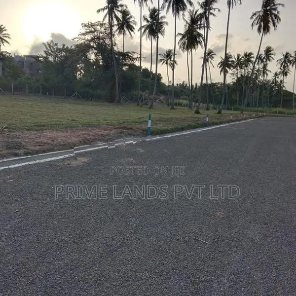 පැල්ලන්දෙණිය හන්දියෙන්ම සුපිරි ඉඩමක්