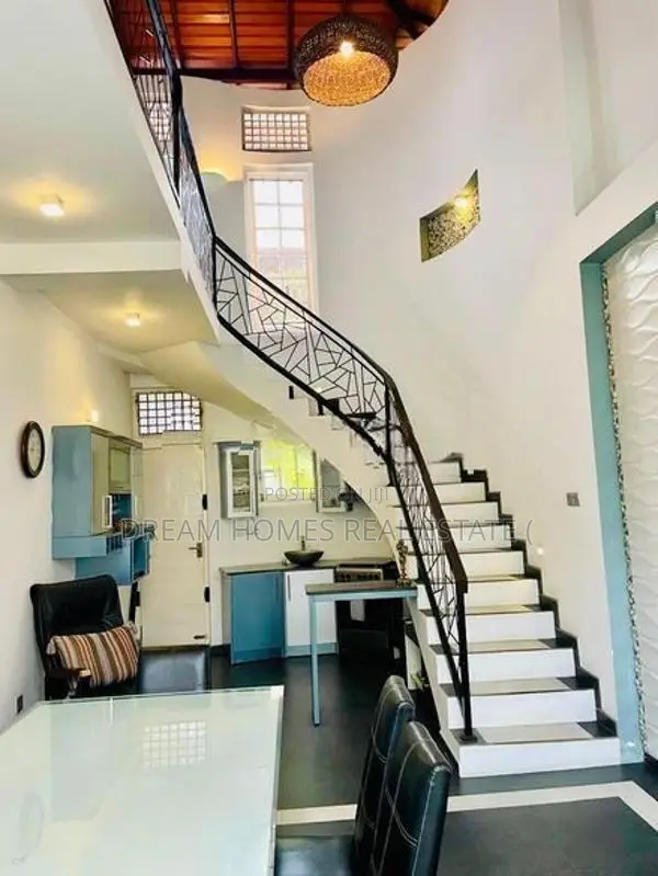 Two-Storey House for Sale – Lake Terrace, Athurugiriya