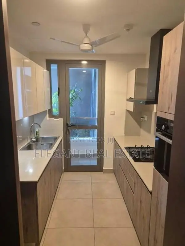 447 Luna Tower - 02 Bedroom Apartment for Sale in Colombo2 (A1728)
