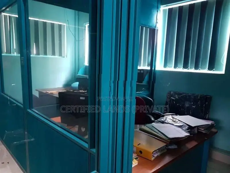 FULLY FURNISHED A/C OFFICE SPACE FOR RENT IN NAWALA