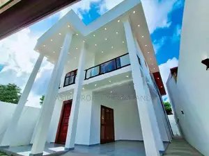 BRAND NEW LUXURY HOUSE FOR SALE IN PILIYANDALA KESBAWA