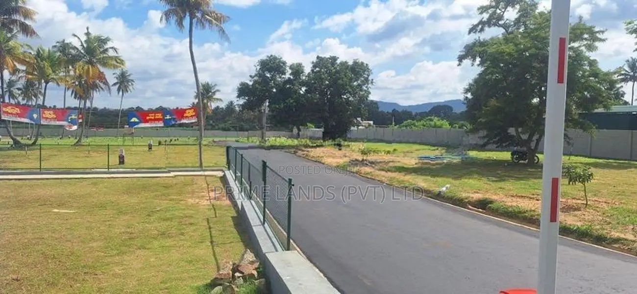 කුරුණෑගල නගරයට ලගින්ම ඉඩමක්