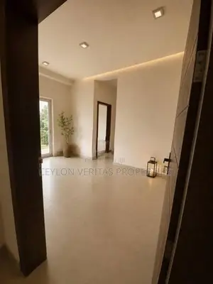 2 BR Apartment for Sale - Resort-Style Living in Athurugiriya!