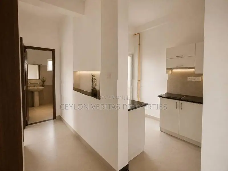 2 BR Apartment for Sale - Resort-Style Living in Athurugiriya!