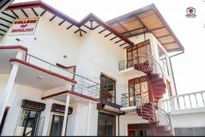 Commercial Building for Sale – Kottawa