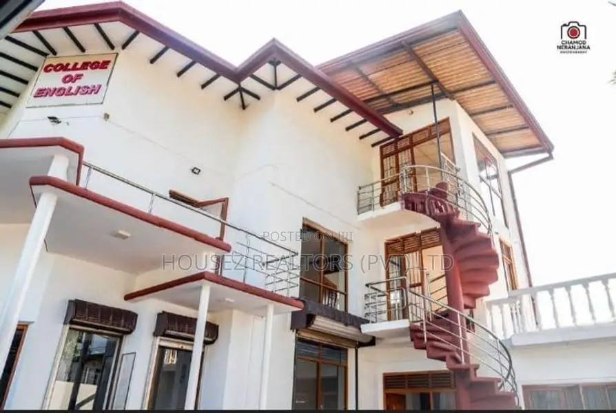 Commercial Building for Sale – Kottawa