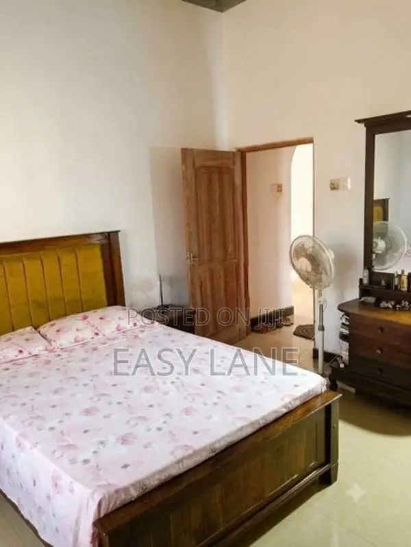 House with Land for Sale in Naththandiya