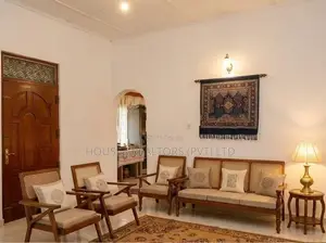 Luxury House and Fertile Land in Wellewela, Matale