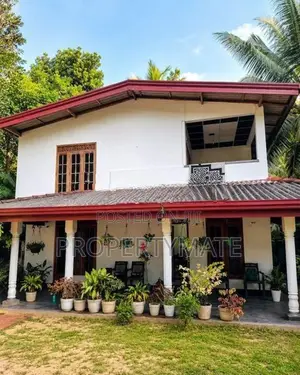 Two-storey House for Sale In Kadugannawa Kandy