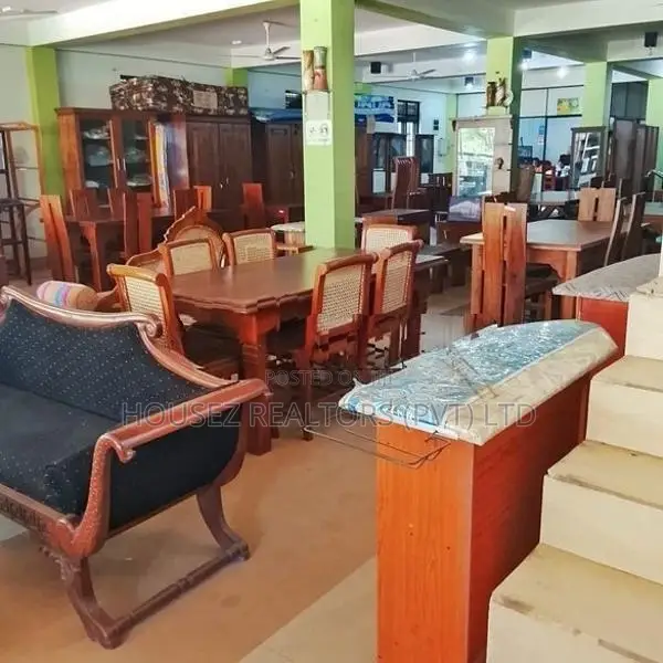 3-Storey Commercial Building for Rent – Galle