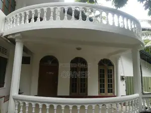 Spacious Two-storey House For Rent In Danthure,Kandy