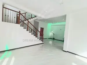 Luxury 3-Storey House for Sale – Makuluduwa, Bokundara