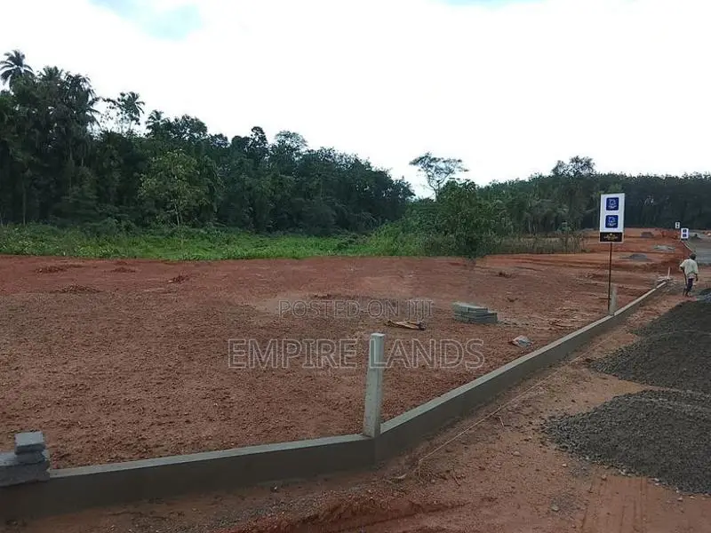 පාදුක්ක මොරගහහේන 315 පාරට 50m දුරින් අගනා නේවාසික බිම් කොටස්