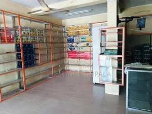 කඩ කාමරයක් කුලියට දෑලතුර