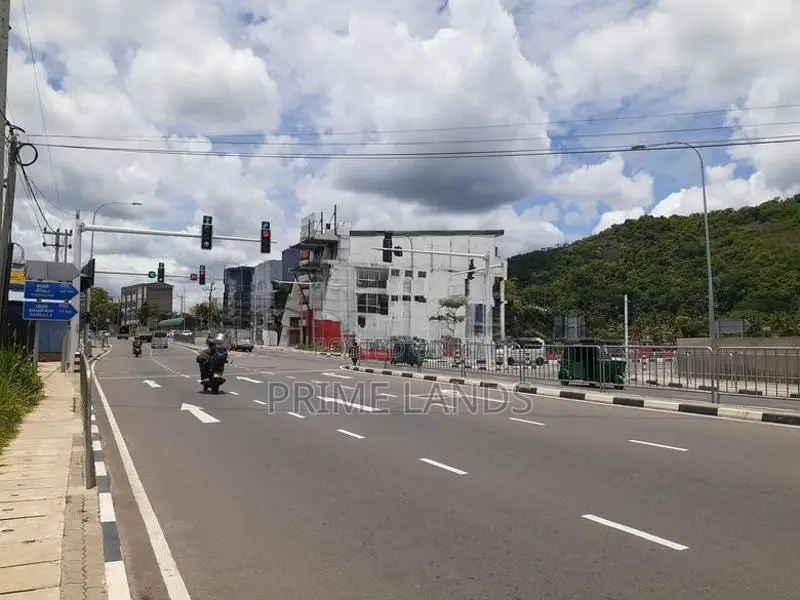 Land for Sale in Kurunegala Kandy Road