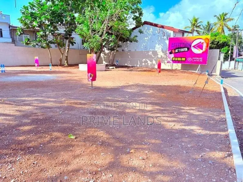 Luxury Land Plots Sale in Attidiya