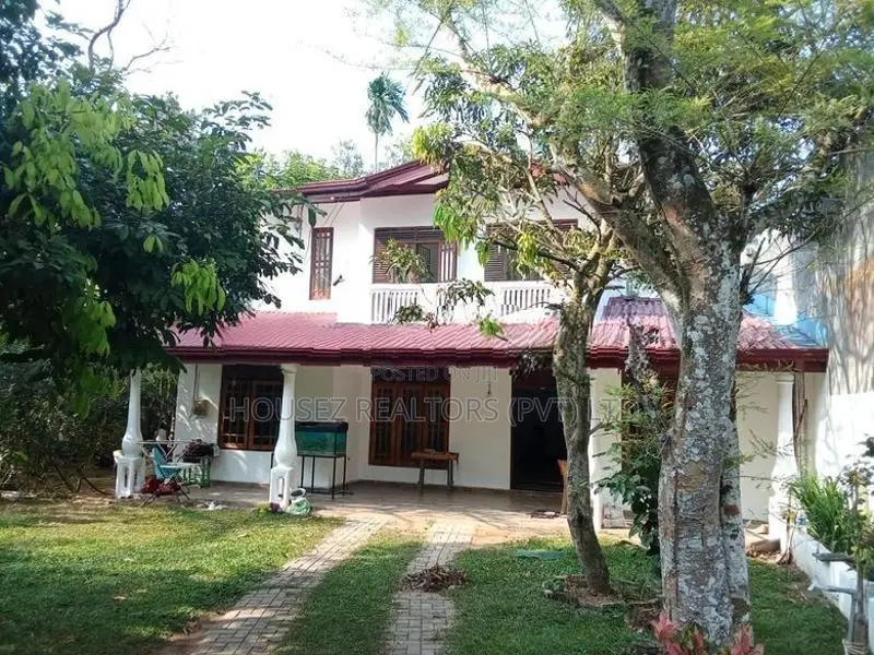Luxury House for Sale in Biyagama