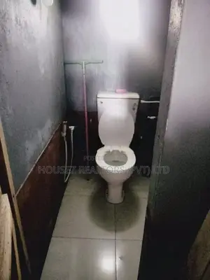 Single-Story House for Sale in Colombo 5