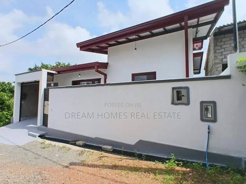 Charming Single-Storey House for Sale – Koralaima, Diyakada