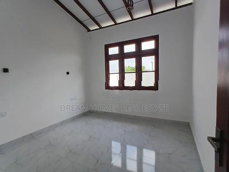 Charming Single-Storey House for Sale – Koralaima, Diyakada