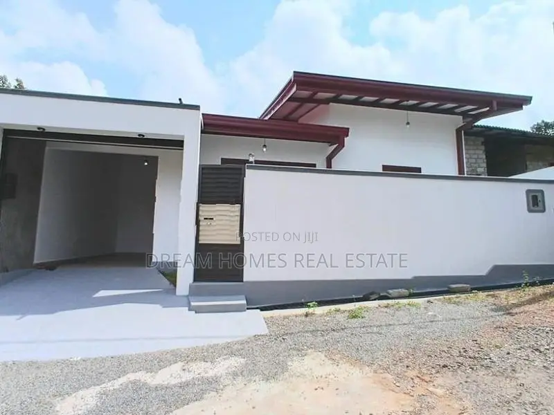 Charming Single-Storey House for Sale – Koralaima, Diyakada
