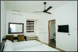 COLOMBO 03 : 14-AC-BR LUXURY HOUSE FOR RENT